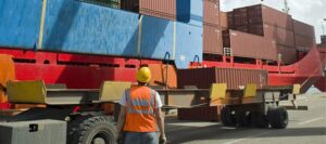 Peran Freight Forwarding dalam pengiriman barang